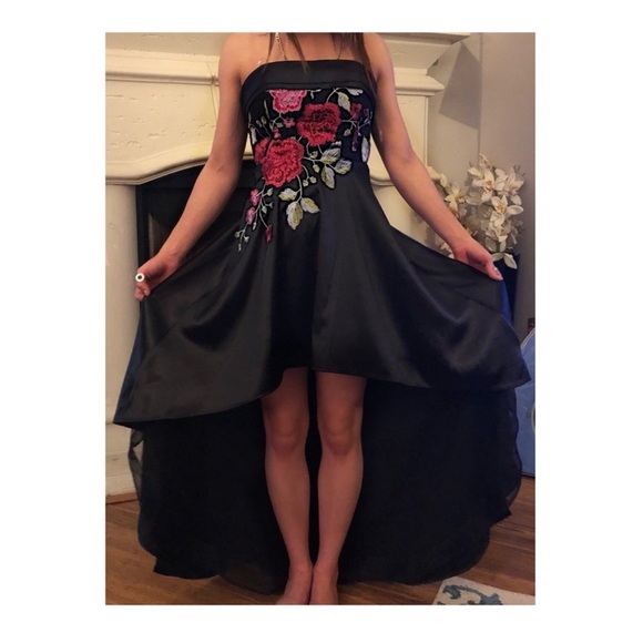 social code Dresses & Skirts - SOCIAL CODE JUNIORS HI LOW DRESS FLORAL EMBROIDERED CORSET BACK TIE TUXEDO GOWN
